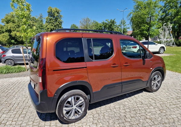 Peugeot Rifter cena 78900 przebieg: 91000, rok produkcji 2019 z Września małe 79